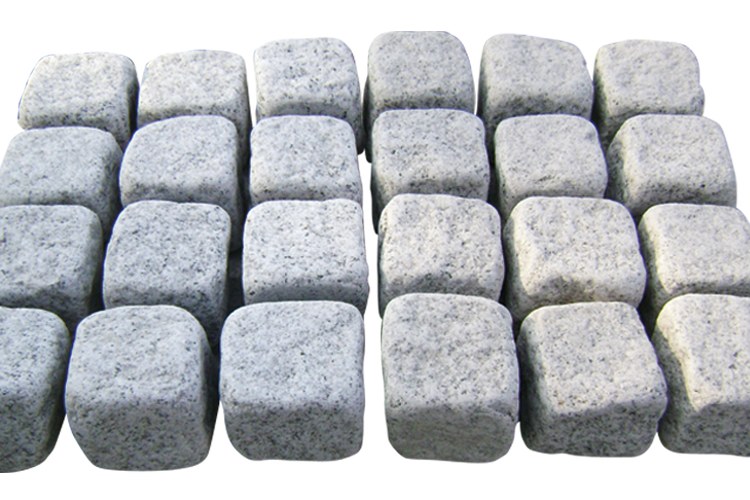 Cubes Light Pink Granite G636 All sides natural split and tumble 10x10x10cm